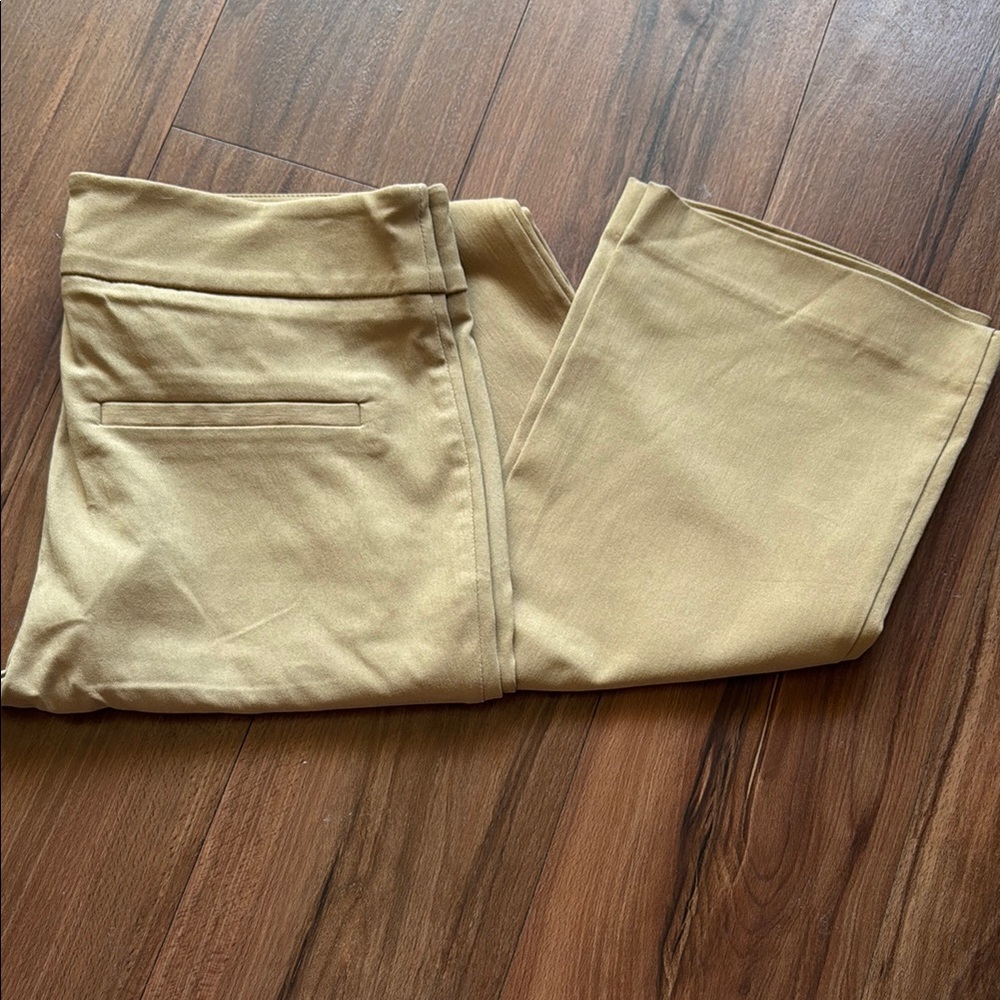 Guess Tan Chinos Relaxed Fit Cotton Twill